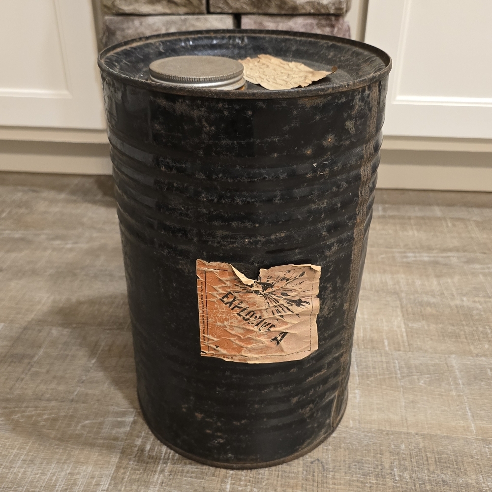 Vintage Gun Powder Keg *EMPTY*